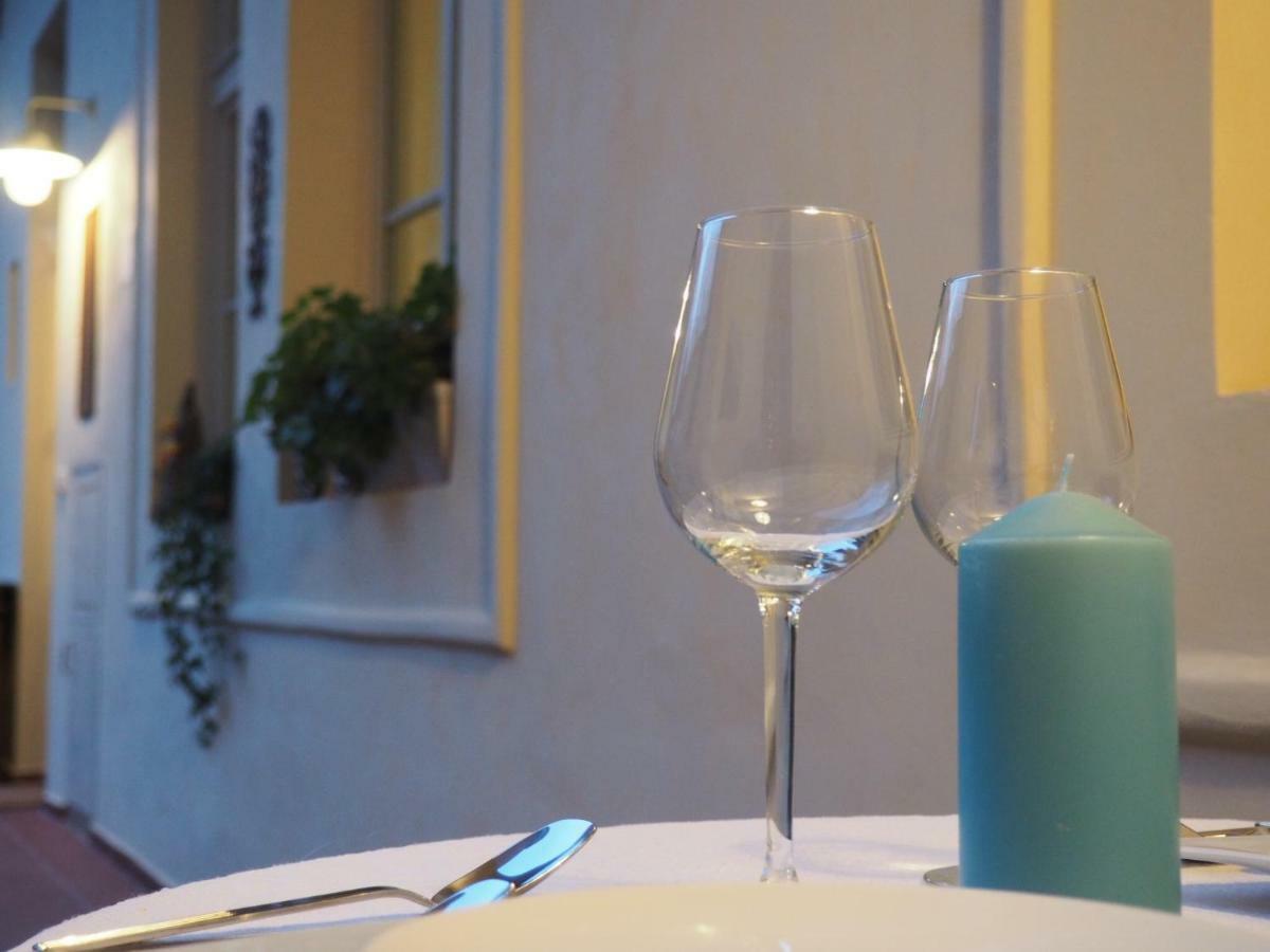 Apartment Nebovidy I - Historic Centre - Terrace - Air Conditioning Прага Екстериор снимка