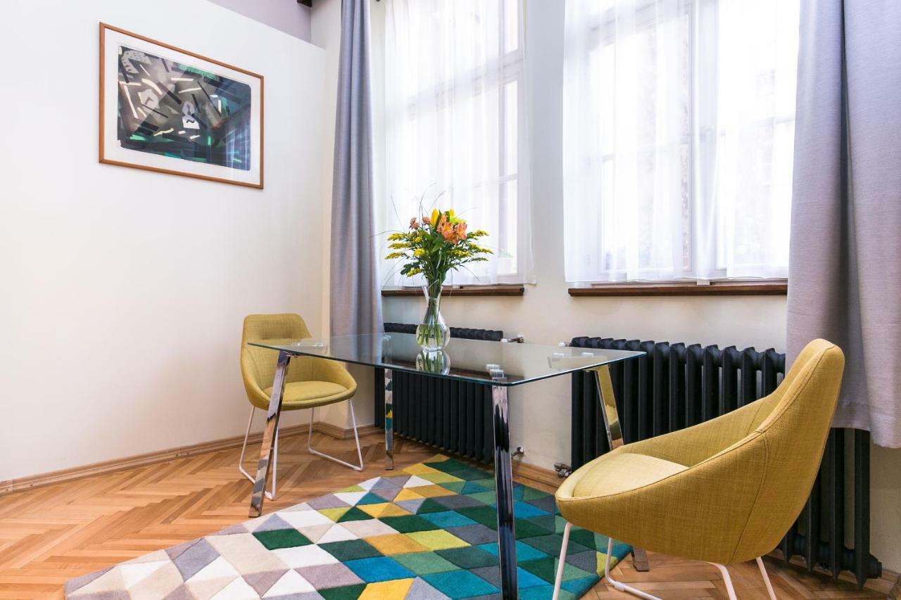Apartment Nebovidy I - Historic Centre - Terrace - Air Conditioning Прага Екстериор снимка